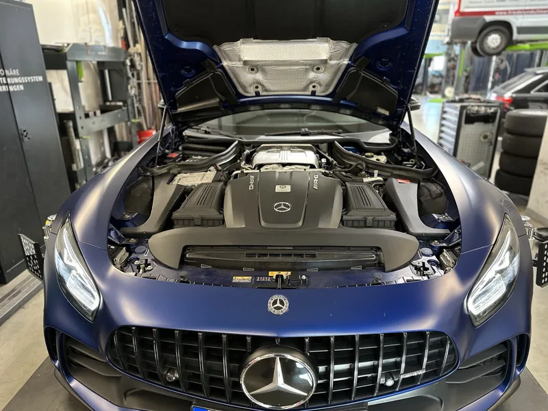 Mercedes AMG in der Werkstatt von KS Cartec